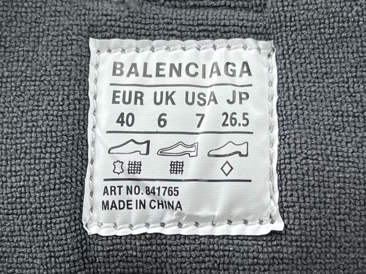 fd6a3fe0fb55c60ef298df4e338241ab_1756193893_7358.jpg