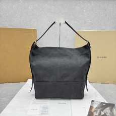 르메르 25SS 벨트 디테일 토트 숄더백 데일리백