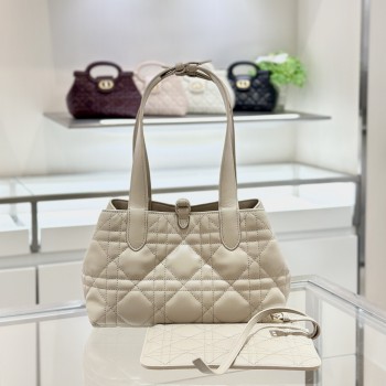 디올 CD 투주르 23cm 베이지 스몰 토트백