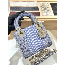 디올 17cm 파이톤 블루 골드 하드웨어 토트백